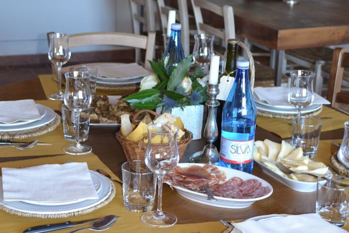Dining 49 of 78