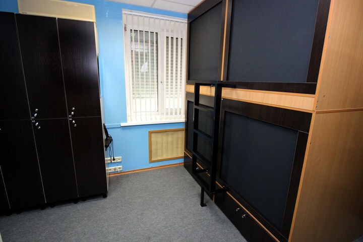 Room 17 of 45