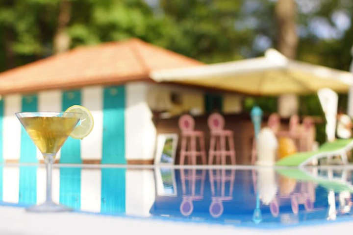 Pool Hotel