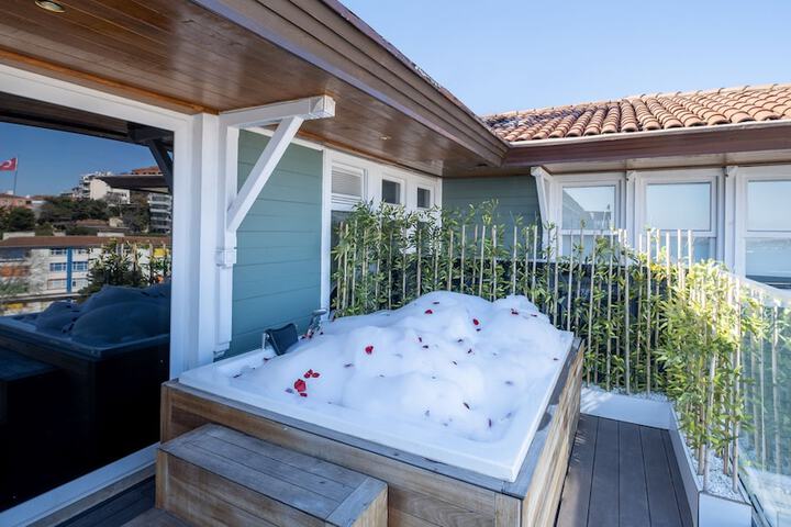 Terrace/Patio 64 of 184