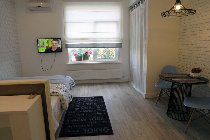 Room 12 of 62