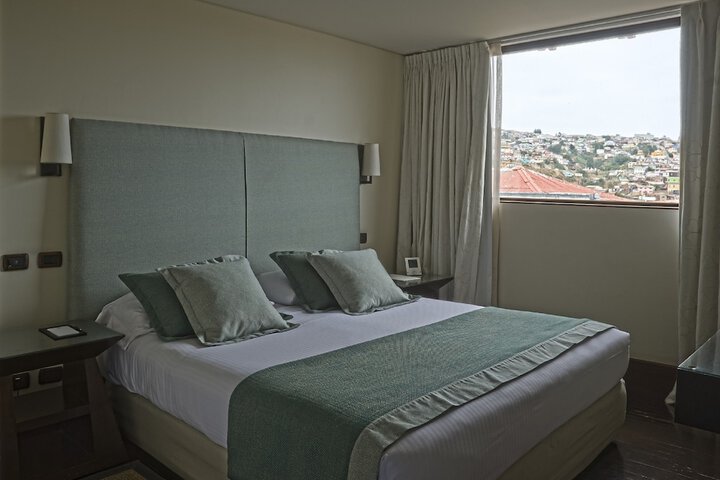 Room 8 of 51