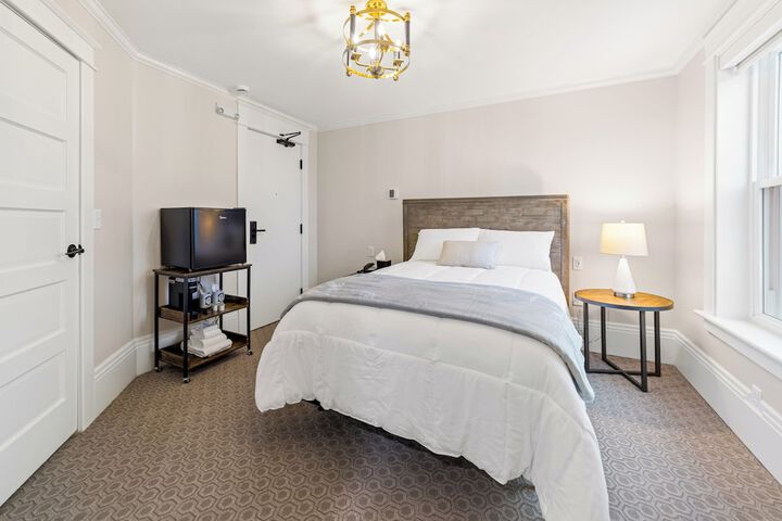 1 Double Bed (1 of 6)