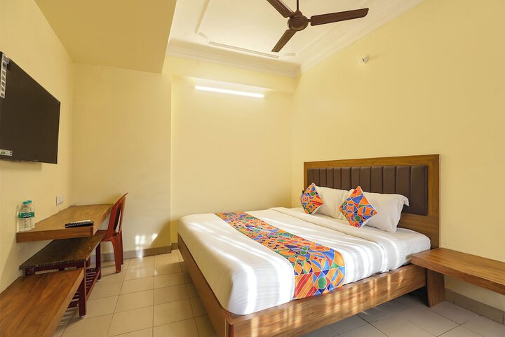 Fabhotel Gt Galaxy Park