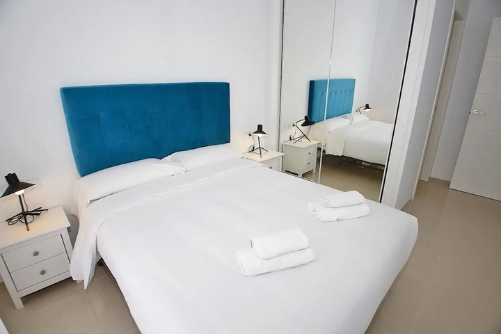 Room 4 of 15