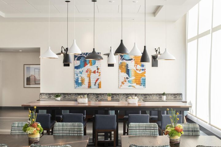 Hotel Interior 4 of 33