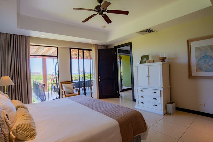Room 3 of 120