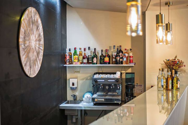 Breakfast/Coffee Service 113 of 169