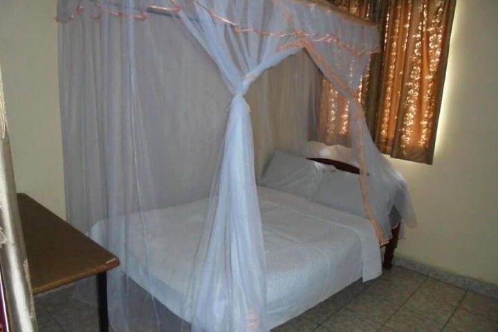 Room 4 of 21