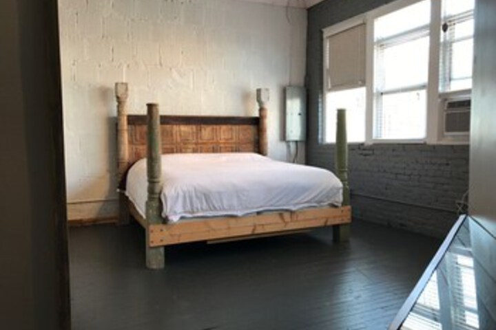 Room 43 of 60