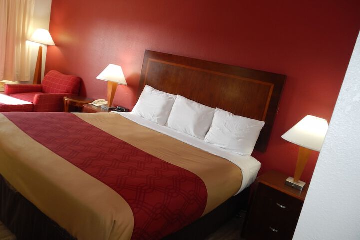 1 King Bed Upgrade (18 of 24)