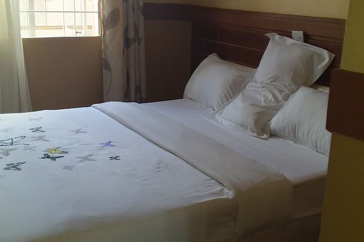 Room 3 of 22