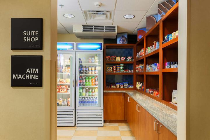 Snack bar