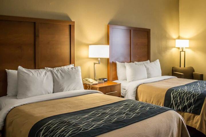 Double Accessible King Size Bed (2 of 7)