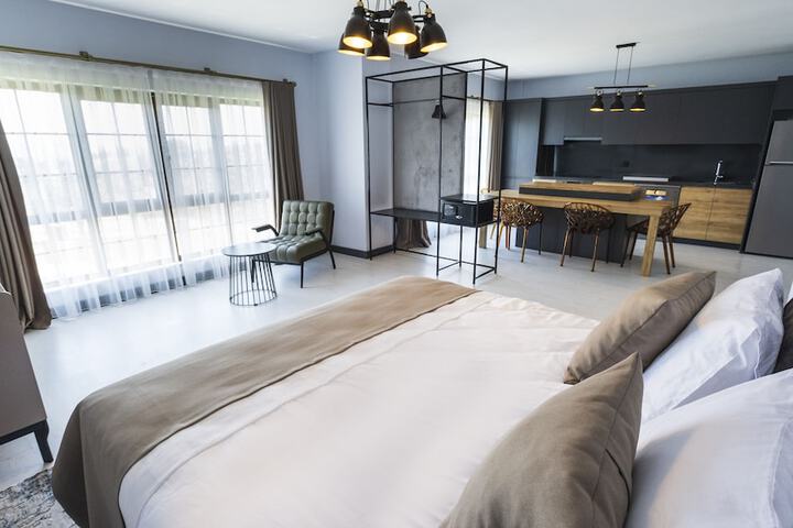 Room 3 of 50