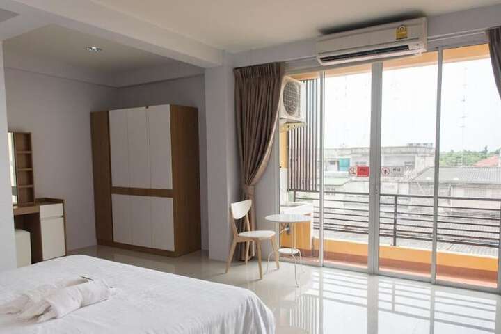 Room 19 of 51
