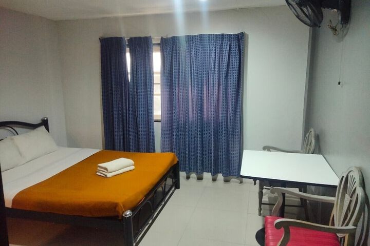 Room 10 of 47
