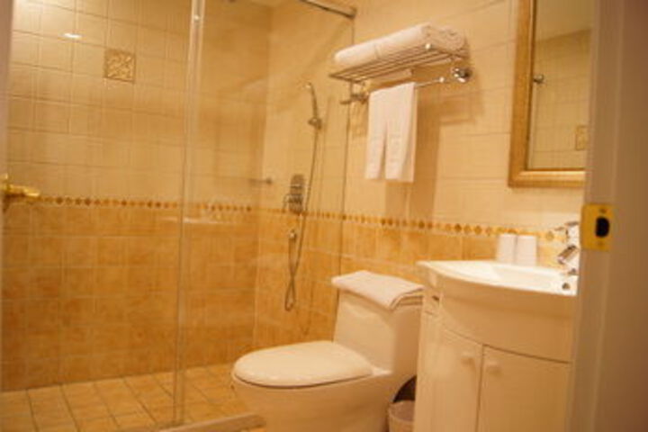 Room 2 of 29