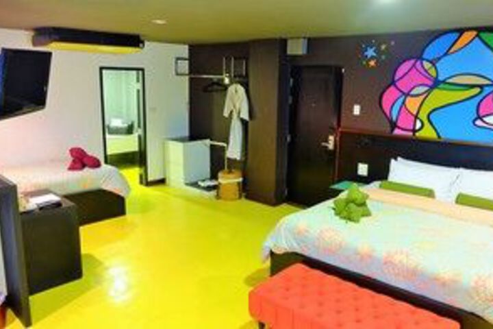 Room 20 of 101