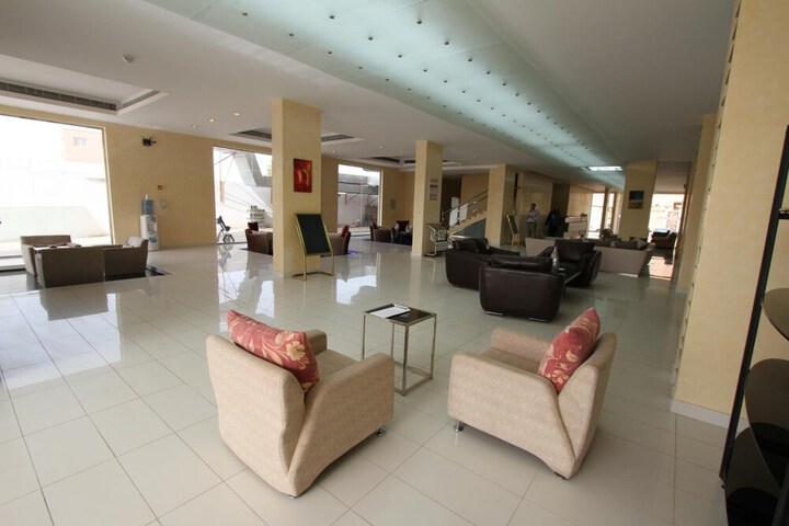 Guest Lobby