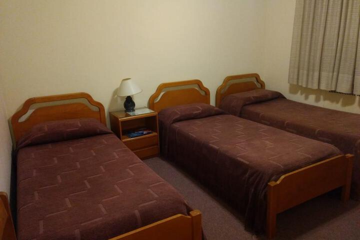Room 10 of 34