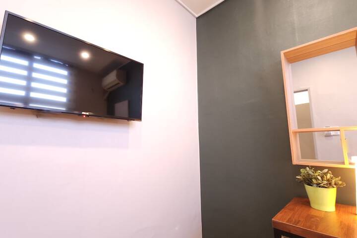 Room 12 of 58