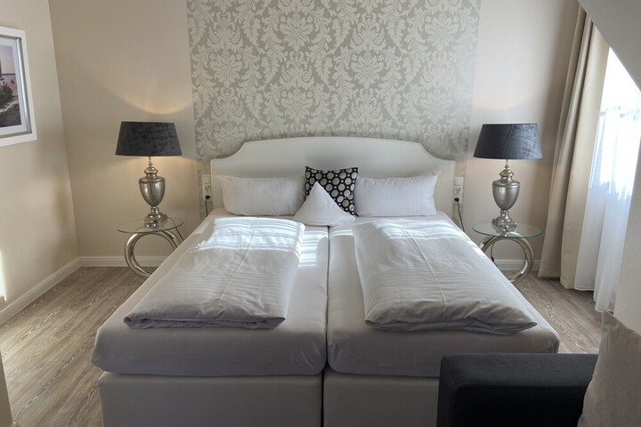 Room 15 of 70