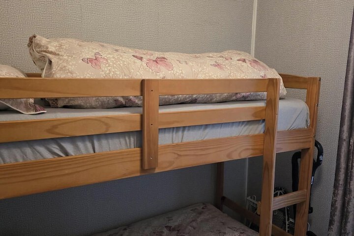 Room 3 of 16