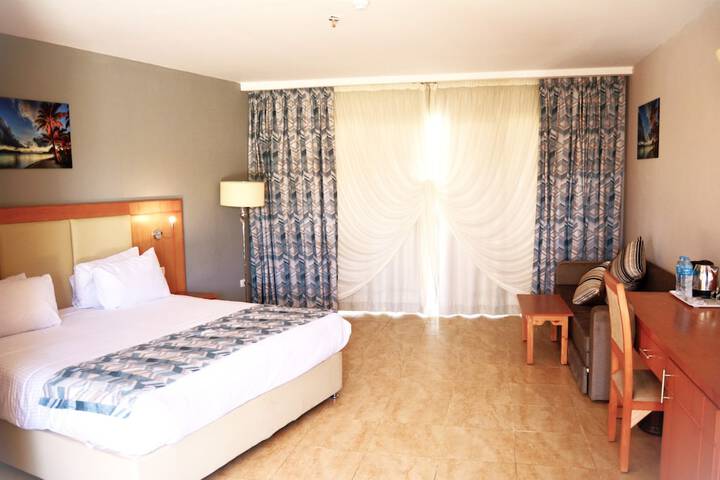 Room 9 of 189