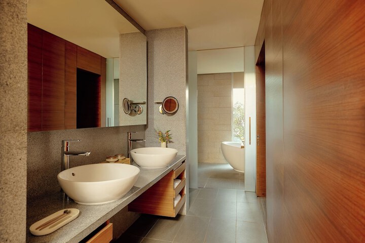 Bath Photo