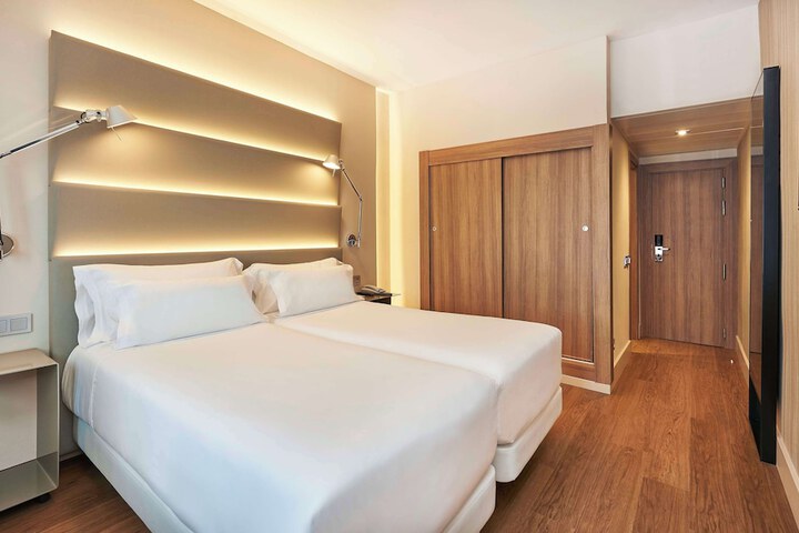 Room 18 of 70