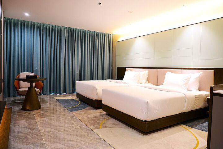 Room 29 of 313
