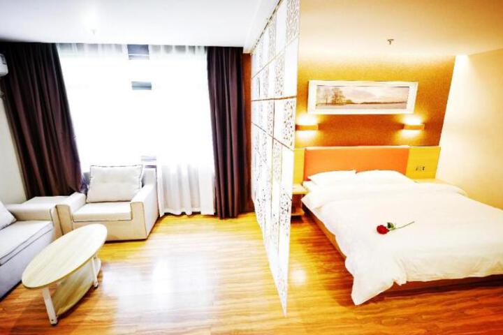 7Days Premium Chongqing Tongliang Square