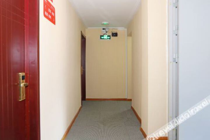 Hotel Interior 7 of 21