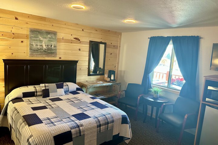 Room 40 of 154