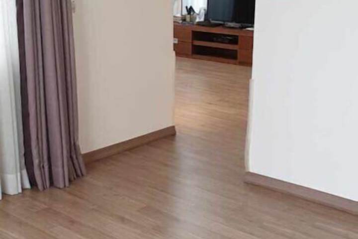 Room 16 of 24