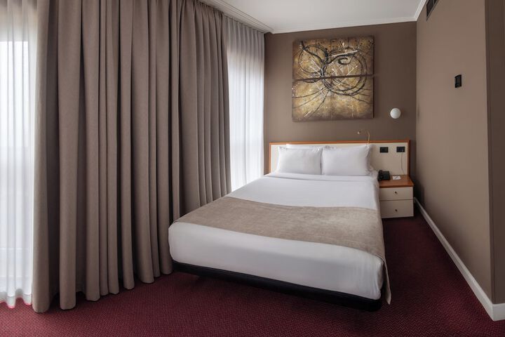Room 47 of 129