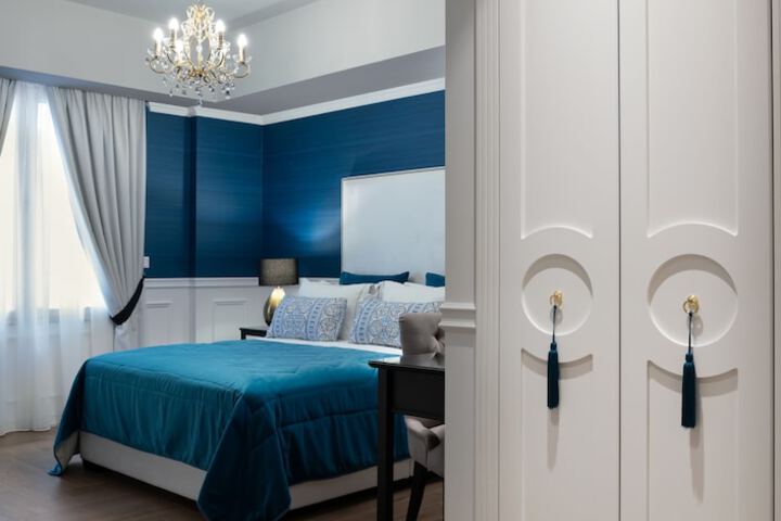 Room 14 of 63