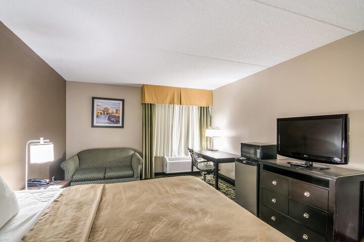 Room 22 of 45