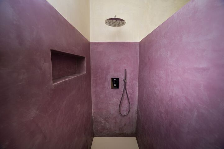 Room 53 of 54
