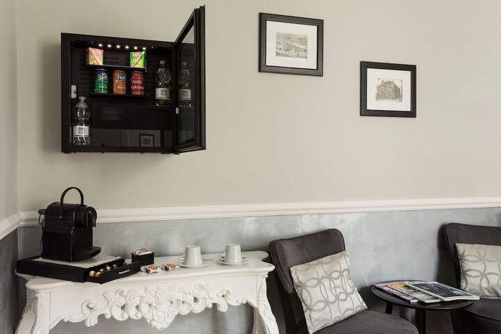 Minibar