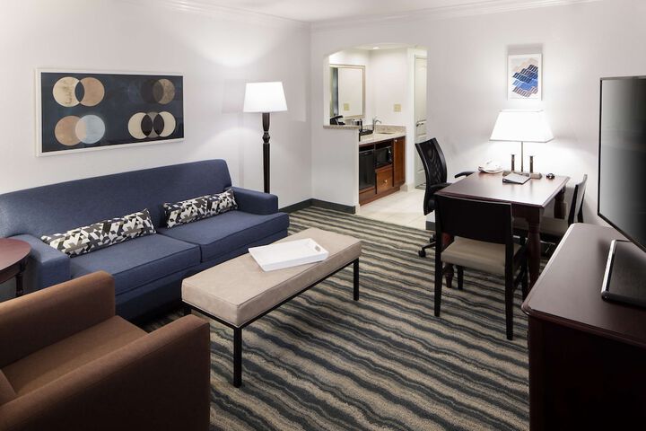Room 13 of 30