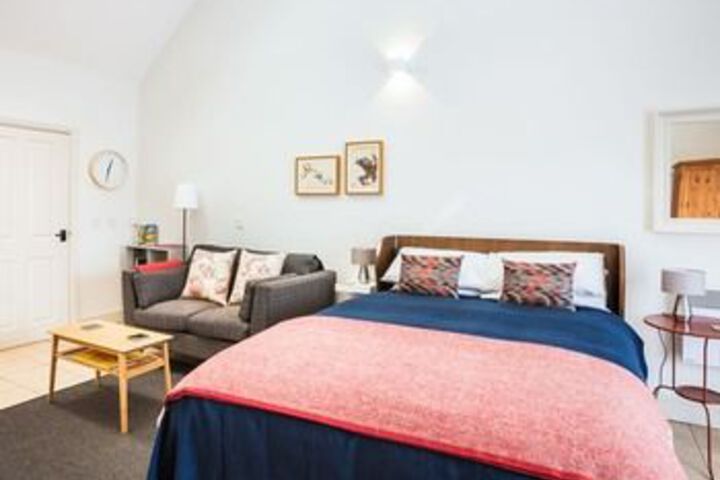 Room 9 of 49