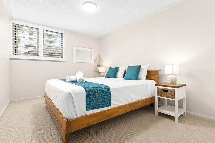 Room 15 of 168
