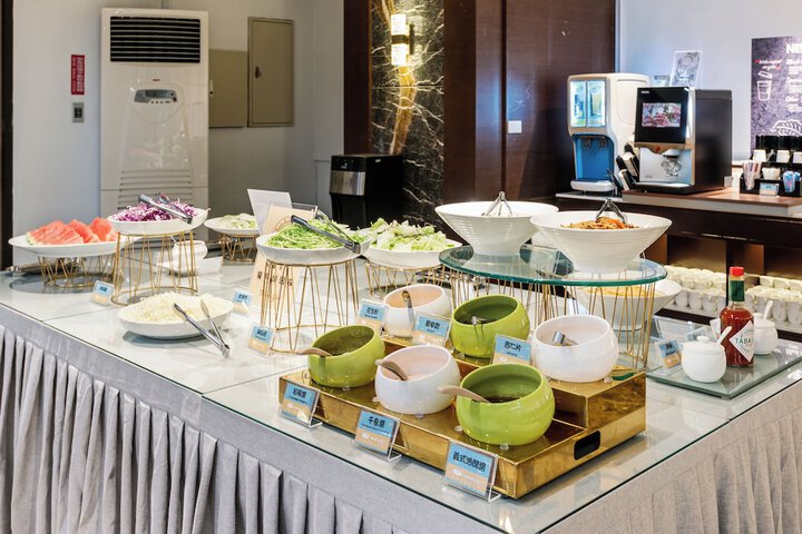 Breakfast/Coffee Service 67 of 92