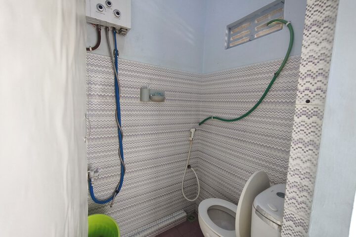 Room 13 of 17