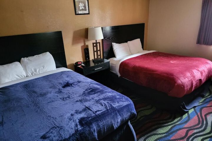 Room 26 of 72