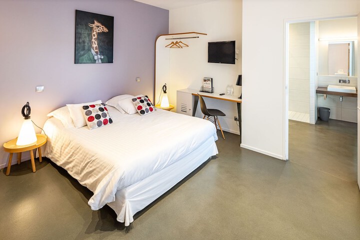 Room 26 of 60