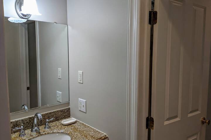 Room 208 of 258