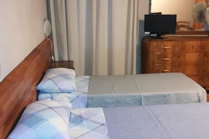 Room 14 of 52